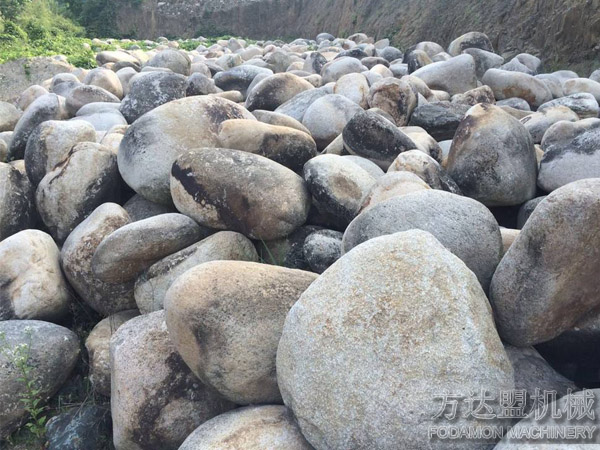 鹅卵石破碎机作业中避免损害，这几点一定要知道